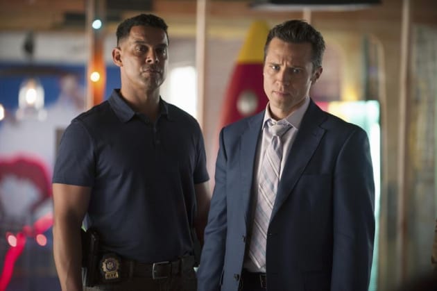 Looking Unhappy - Castle Season 7 Episode 2