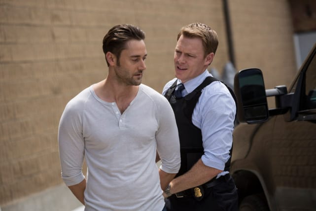 Ressler and Tom stop to talk - The Blacklist Season 4 Episode 3