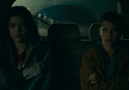 Dina and Charlie In the Backseat - The Mosquito Coast