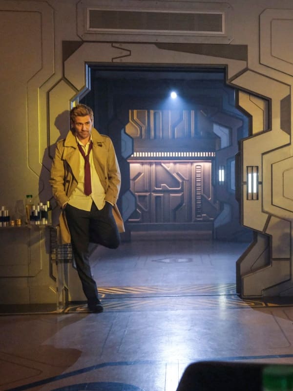 Constantine - DC's Legends of Tomorrow Season 5 Episode 10