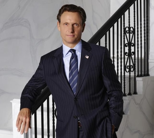 President Fitzgerald Grant - Scandal