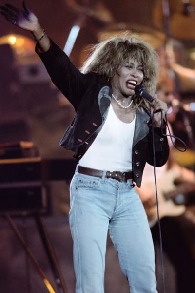 Tina Turner Performns in March 1987