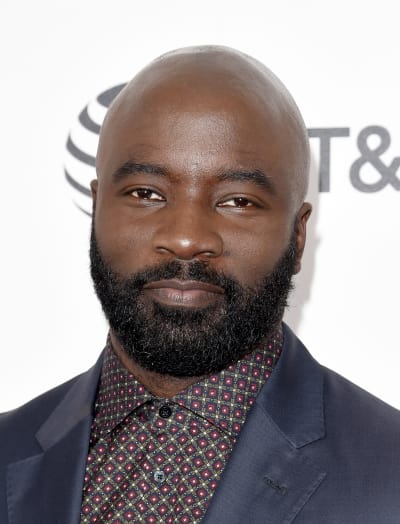 Mike Colter Attends Spirit Awards