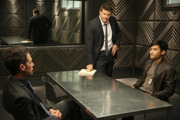 Booth and Aubrey Question a Suspect - Bones Season 10 Episode 22