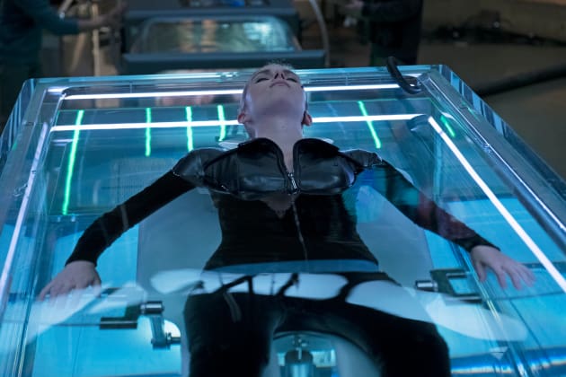 Make the Bounce - Stitchers Season 3 Episode 3