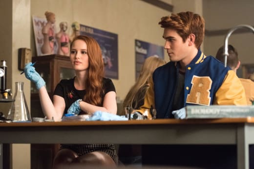 Riverdale season 2 clearance episode 1 gomovies