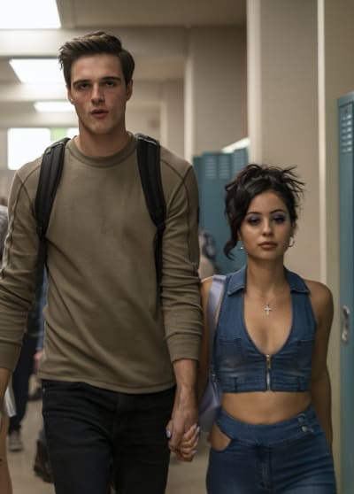 Nate and Maddy in the Hallway - Euphoria Season 1 Episode 3