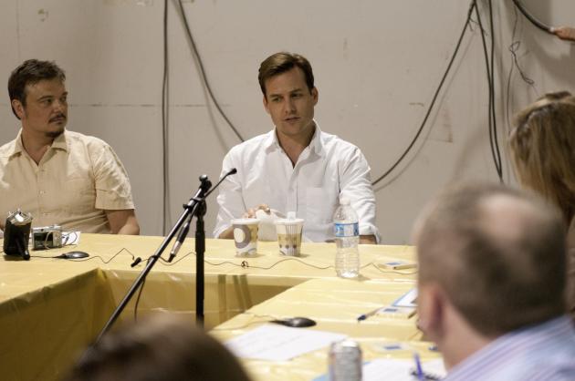 Gabriel Macht Set Shot